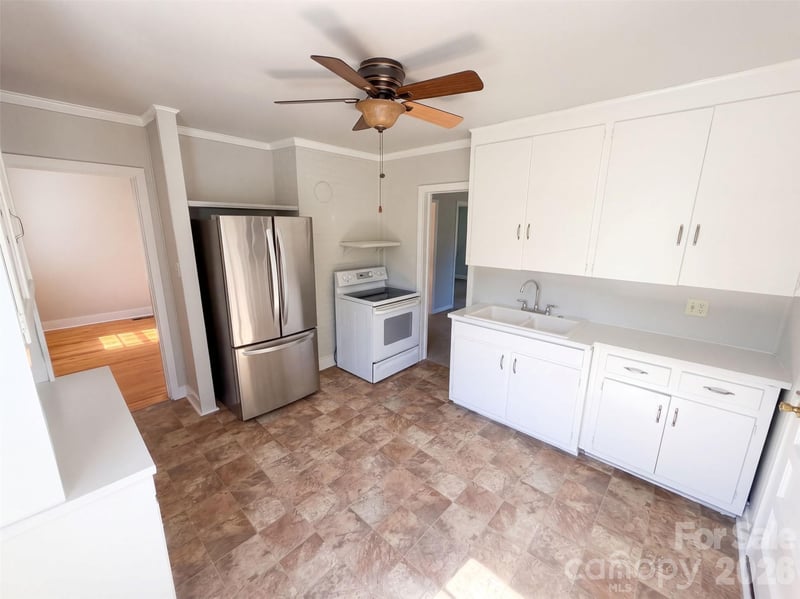 521 Grace Ave, Lancaster, SC 29720