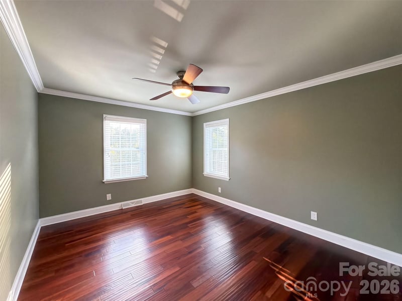 201 Wainsley Pl, Matthews, NC 28105