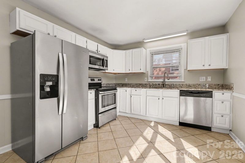 3108 Rosehill Dr, Charlotte, NC 28212