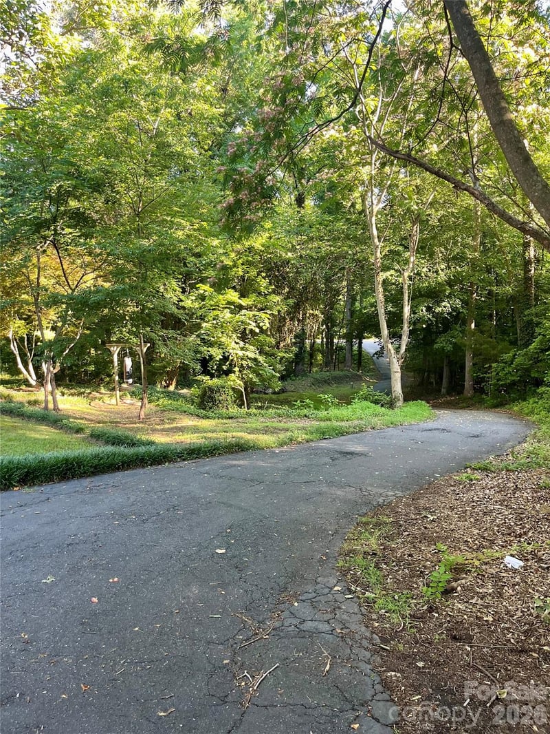 3220 Balkan Dr, York, SC 29745