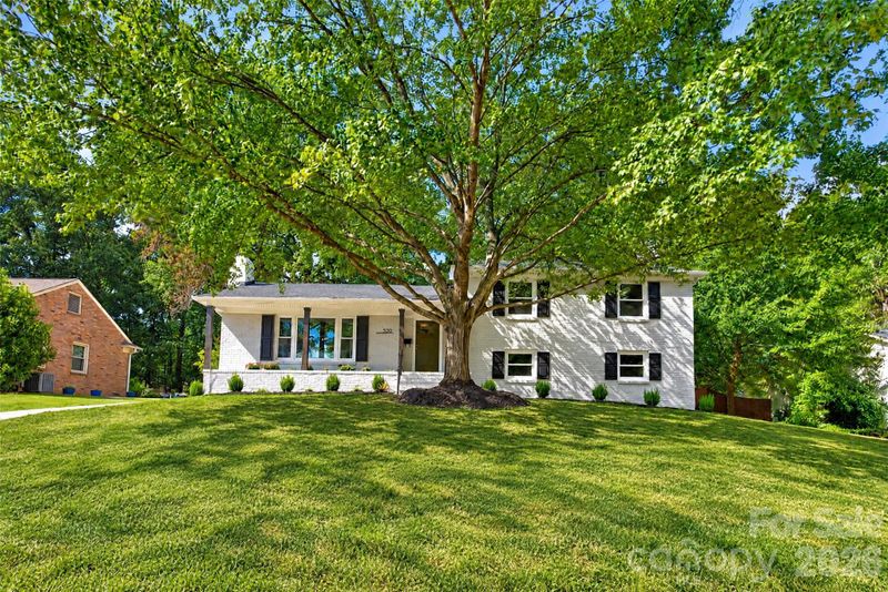 3918 Rhodes Ave, Charlotte, NC 28210