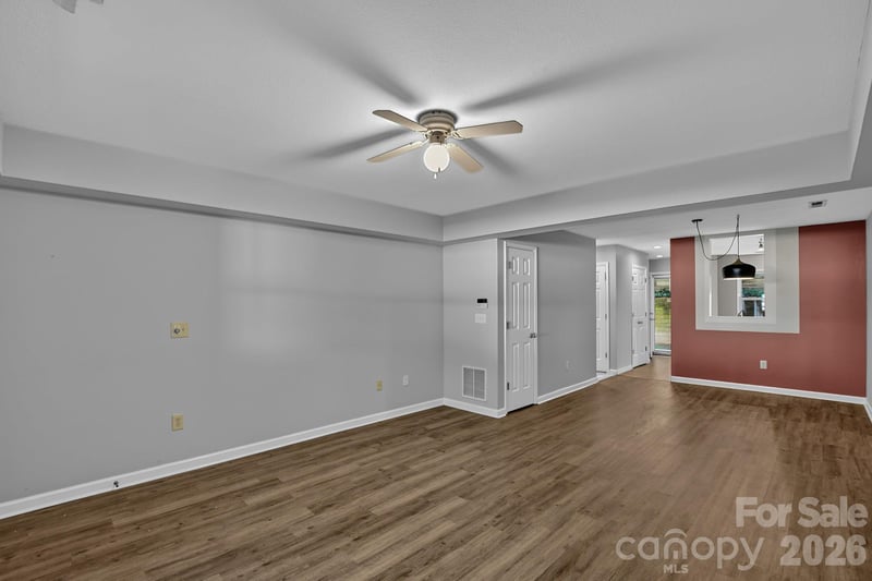 505 Carlyle Way, Asheville, NC 28803