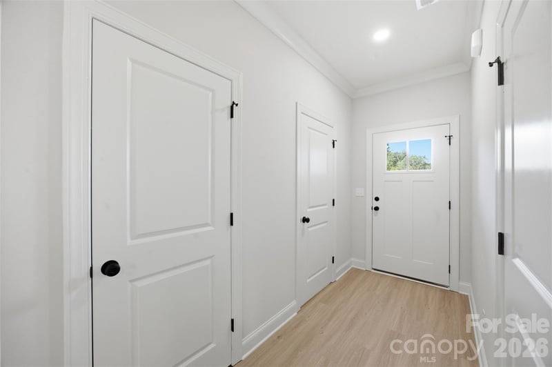 603 Coulwood Dr, Charlotte, NC 28214