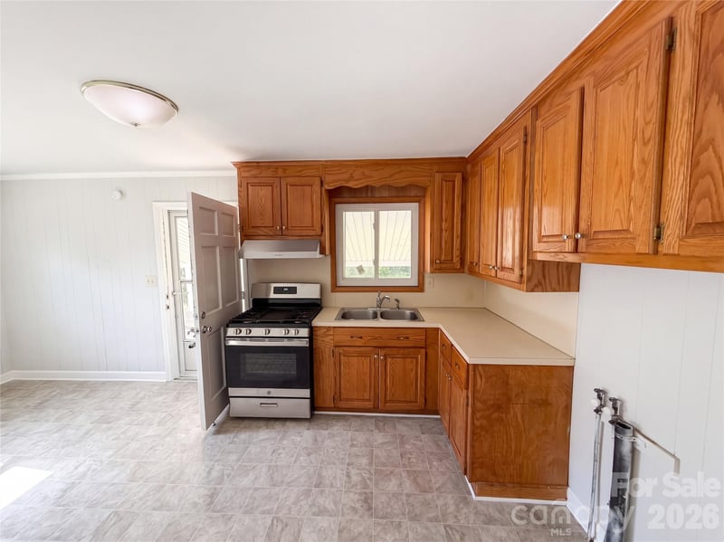 264 Crowell Dr SW, Concord, NC 28025