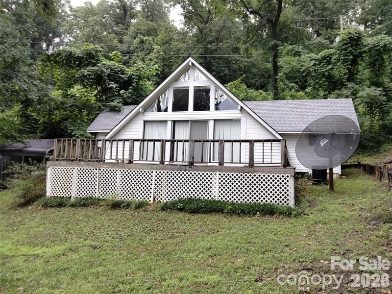 127 Rock Crest Cv, Lake Lure, NC 28746