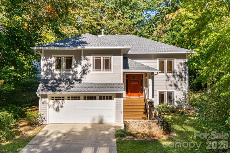 21 Lake Ave, Black Mountain, NC 28711