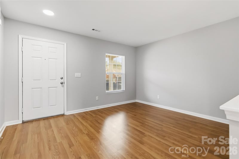 6215 Woodland Commons Dr, Charlotte, NC 28269