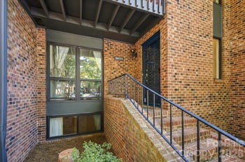 5805 Sharon Rd #E, Charlotte, NC 28210