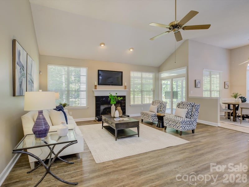 9207 Rainbow Forest Dr, Charlotte, NC 28277