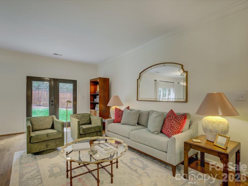 3946 Churchill Rd, Charlotte, NC 28211