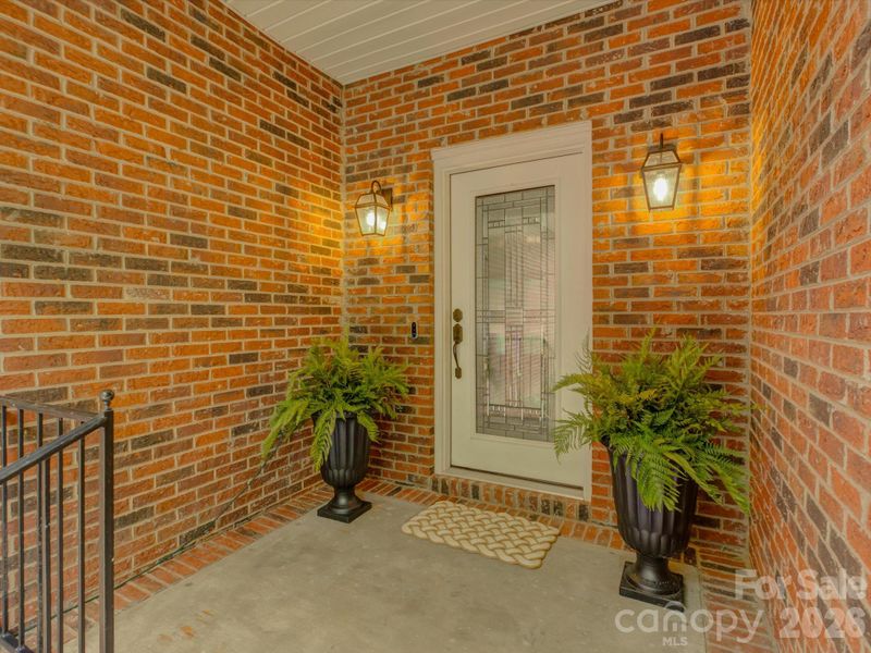 3946 Churchill Rd, Charlotte, NC 28211