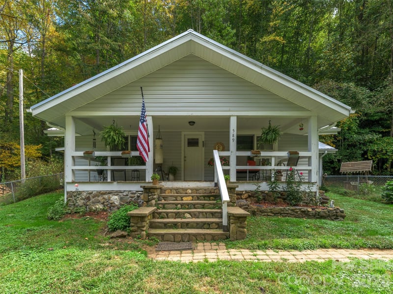 589 Little East Fork Rd, Canton, NC 28716