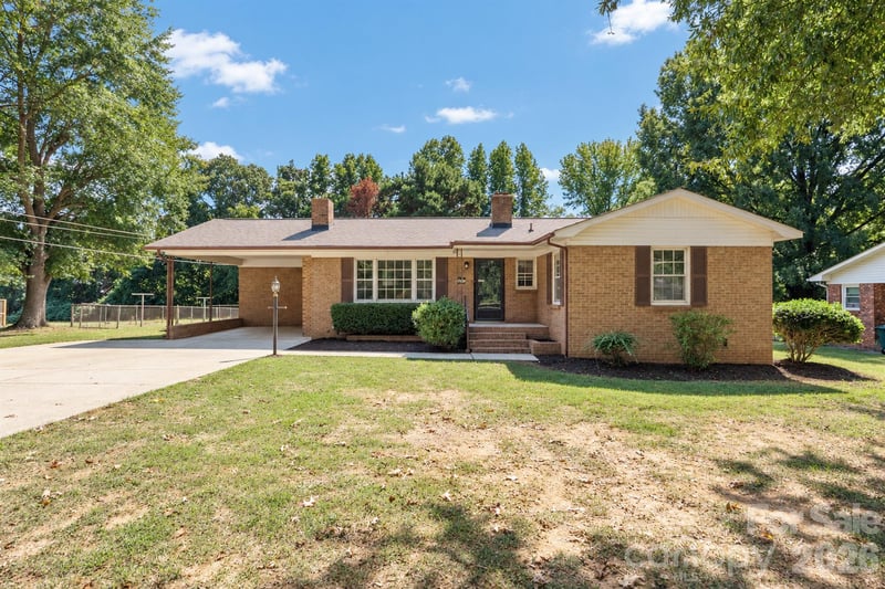 2530 Arnold Dr, Monroe, NC 28110