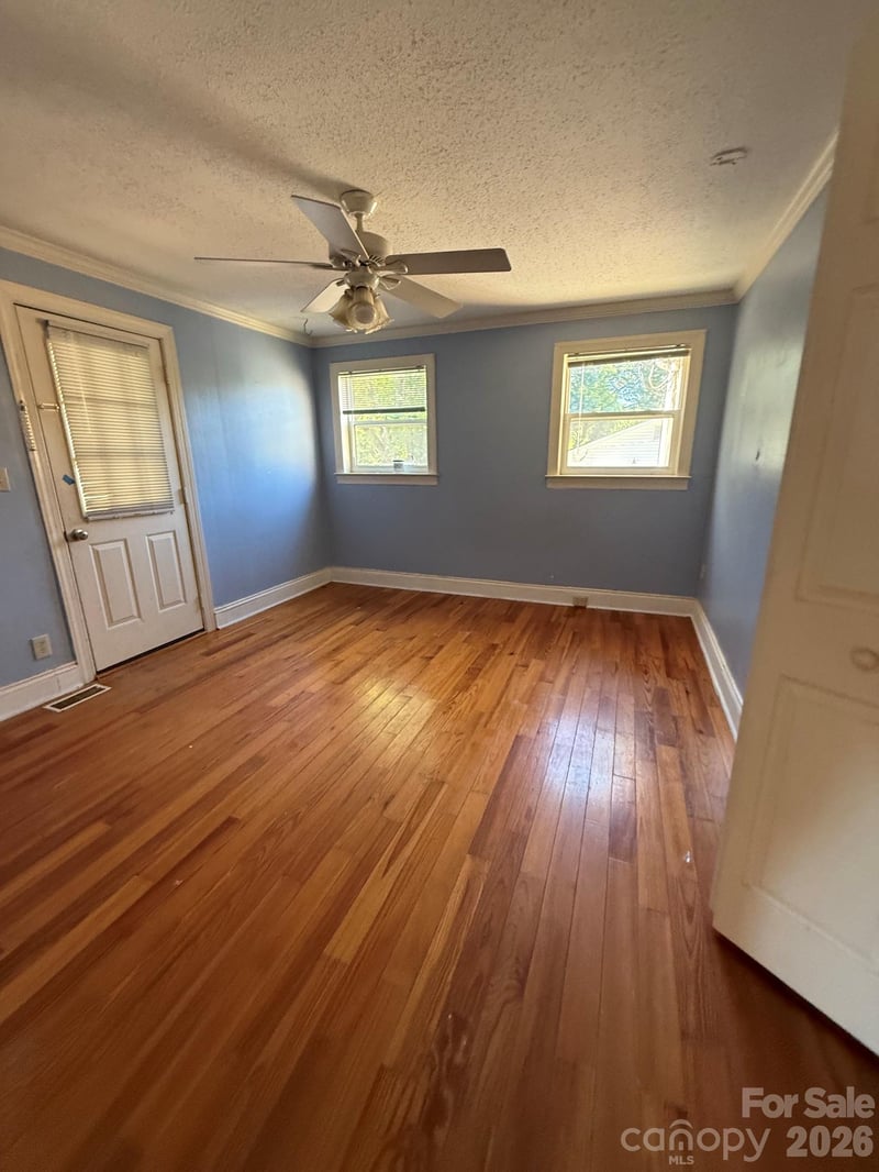 160 Stonewall Cir, Concord, NC 28027