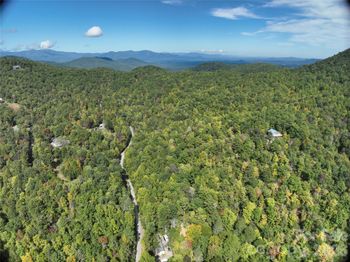 81 Bird Creek Estates Rd, Black Mountain, NC 28711