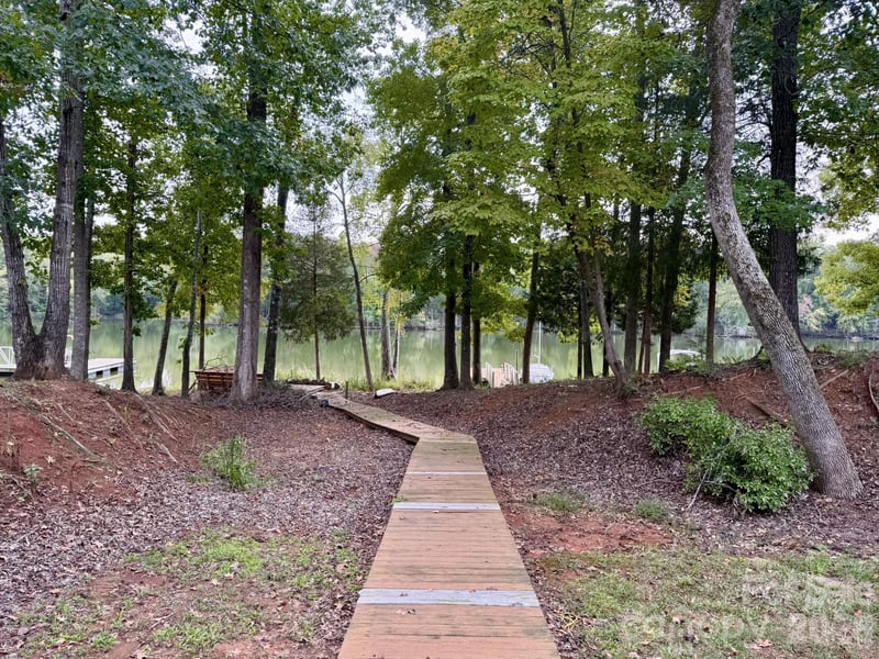 25502 Seagull Dr, Lancaster, SC 29720