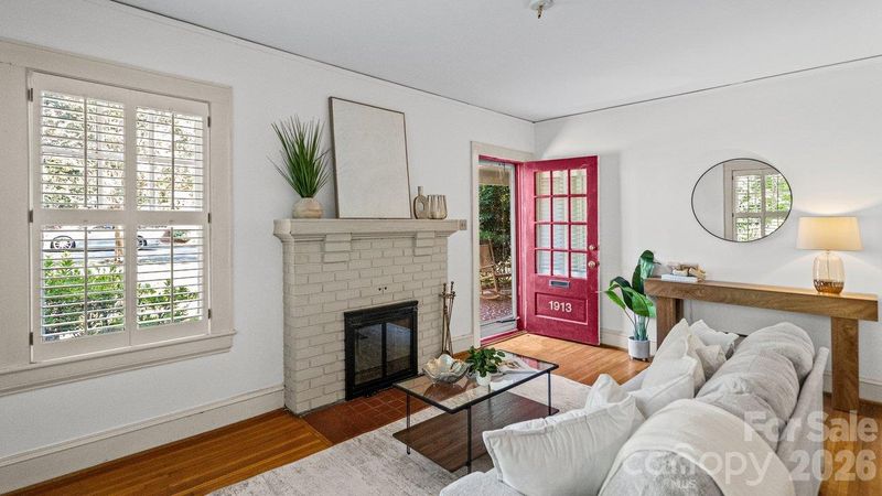 1913 Tippah Ave, Charlotte, NC 28205