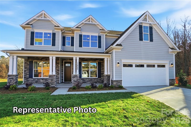 9022 Chasewood Place Dr, Charlotte, NC 28227