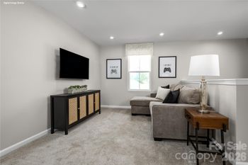 4018 Sunset Creek Dr, Charlotte, NC 28216