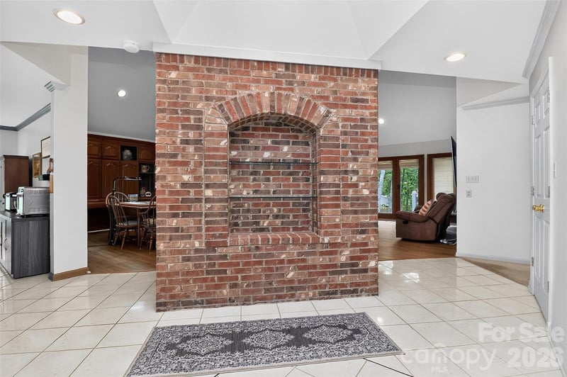 525 Shoreline Dr, Lancaster, SC 29720