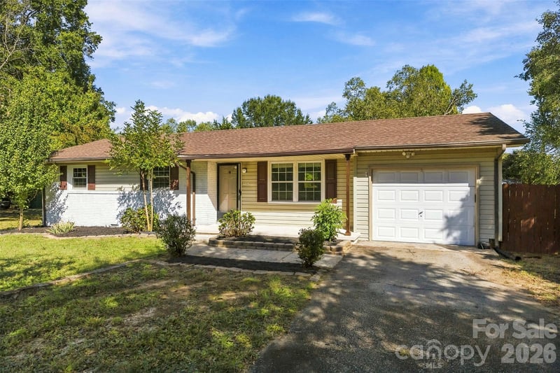 125 Longfield Dr, Mooresville, NC 28115