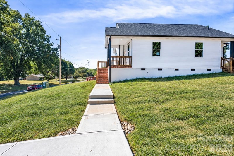 804 Evergreen Ave, Kannapolis, NC 28081