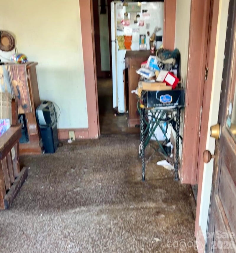 302 33rd St SW, Hickory, NC 28602