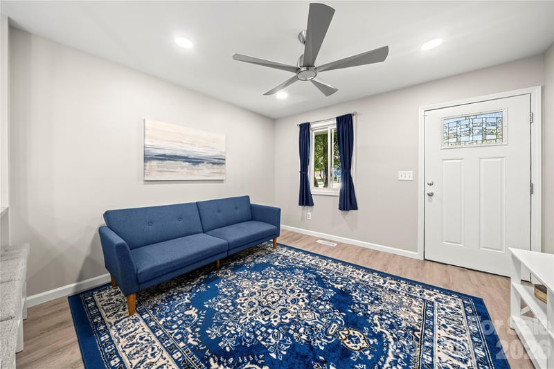 209 Rhyne St, Stanley, NC 28164