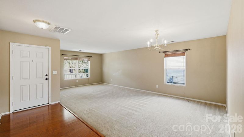 2806 Buckleigh Dr, Charlotte, NC 28215