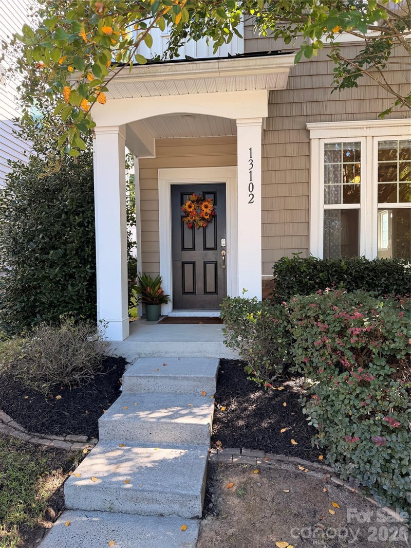13102 Heath Grove Dr, Huntersville, NC 28078