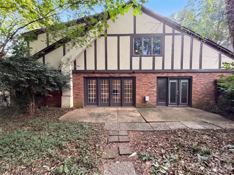 7022 Quail Hill Rd, Charlotte, NC 28210