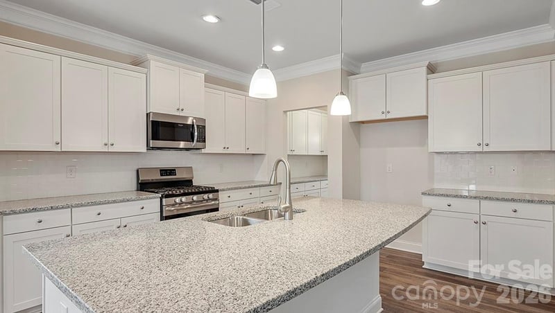 490 River Bottom Rd, Fletcher, NC 28792