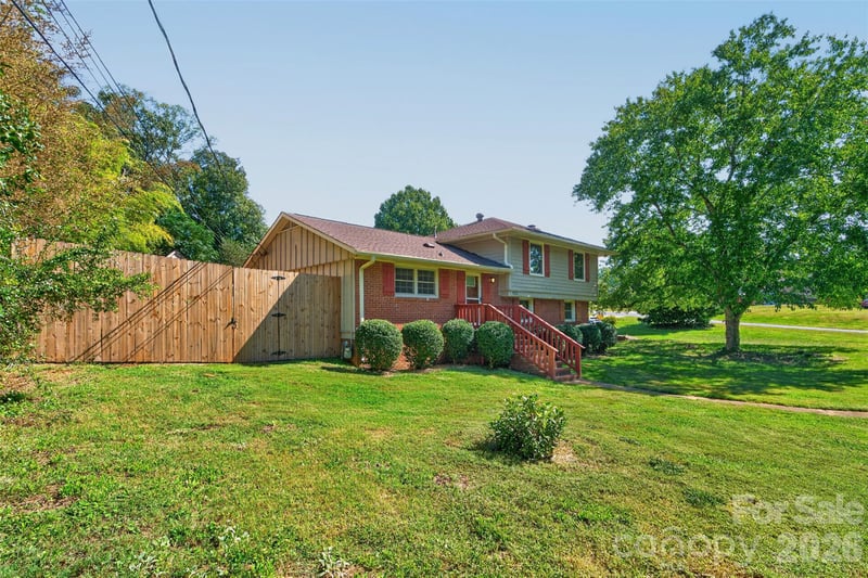 3325 Saint Evans Rd, Charlotte, NC 28214