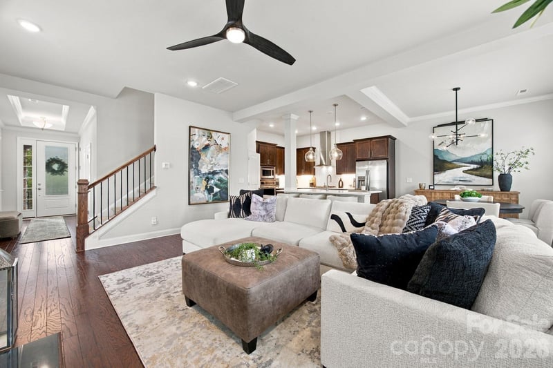 9002 Boling Green Dr, Charlotte, NC 28277