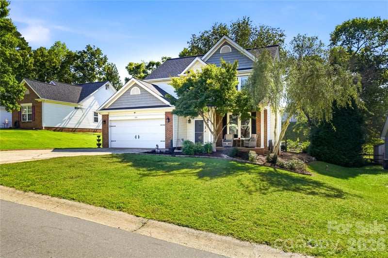 119 Shining Armor Ct, Mooresville, NC 28117