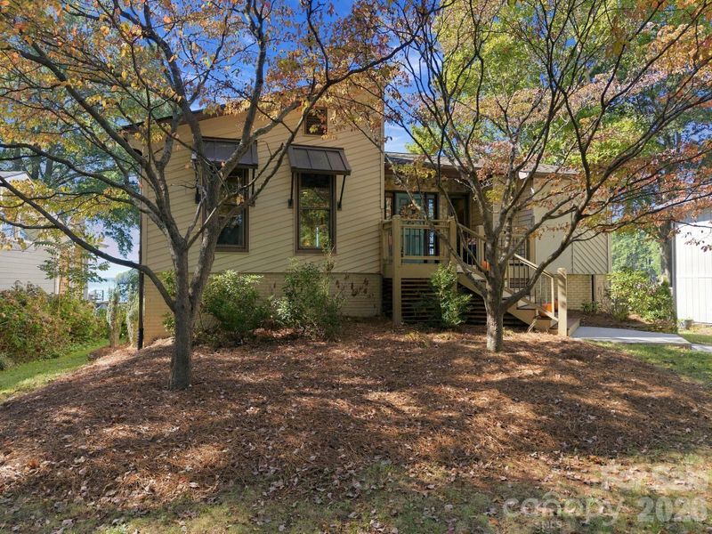 20625 Island Forest Dr, Cornelius, NC 28031
