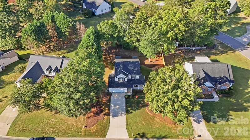 1242 Laurel Woods Dr, Gastonia, NC 28052