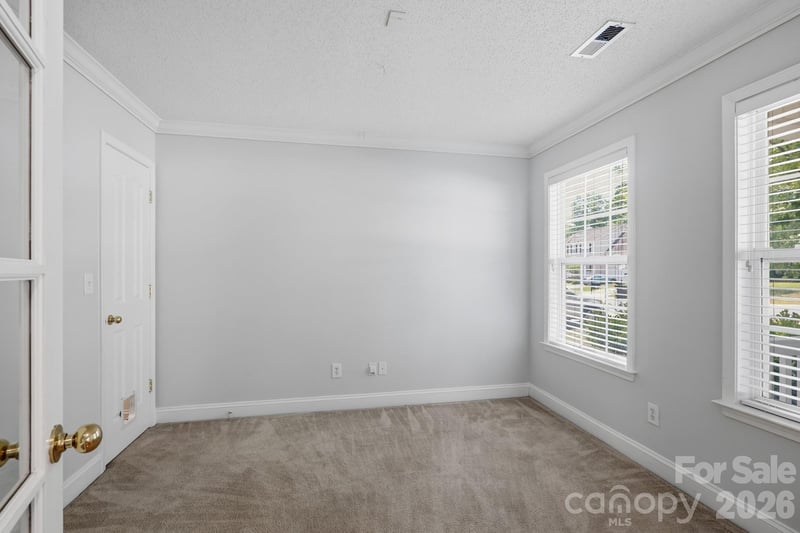 9406 Golden Pond Dr, Huntersville, NC 28269