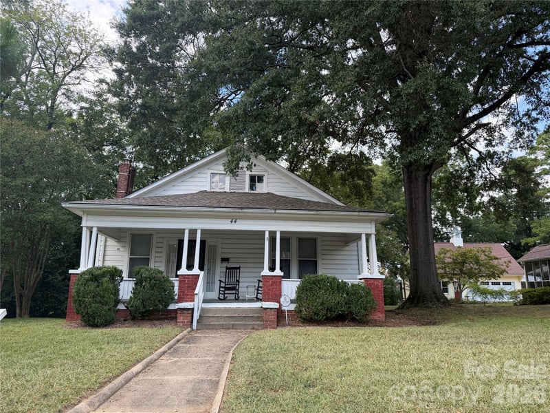 44 Academy Ave NW, Concord, NC 28025