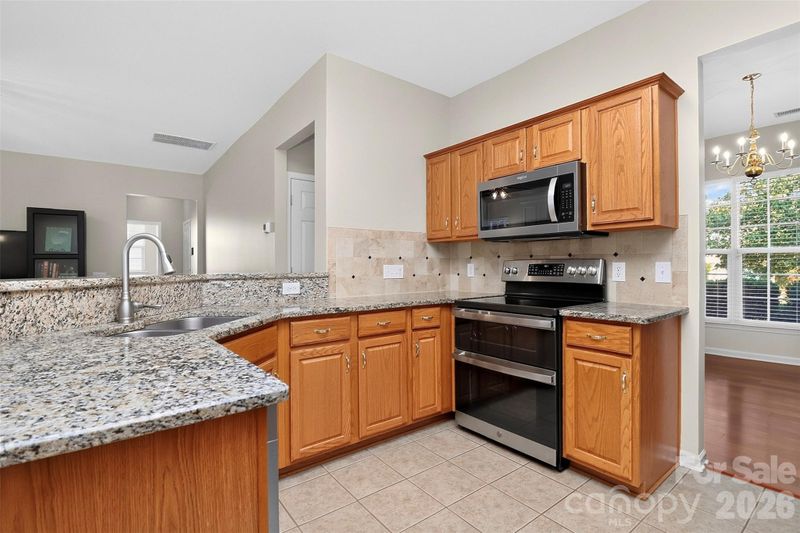 6617 Haddonfield Pl, Charlotte, NC 28277