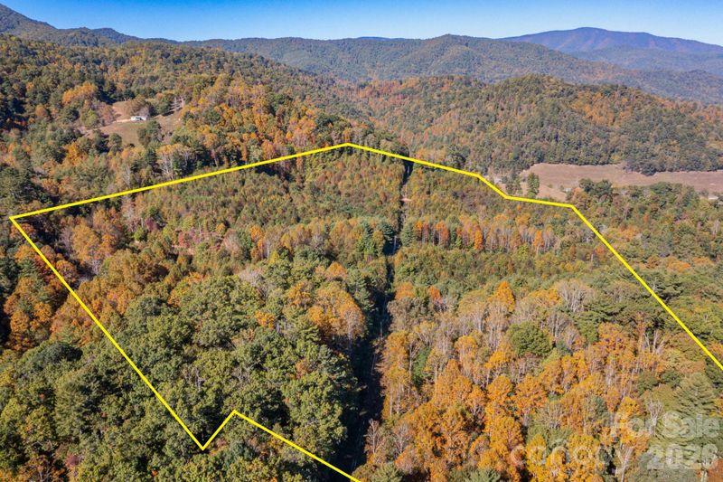 000 Destiny Rd, Waynesville, NC 28785