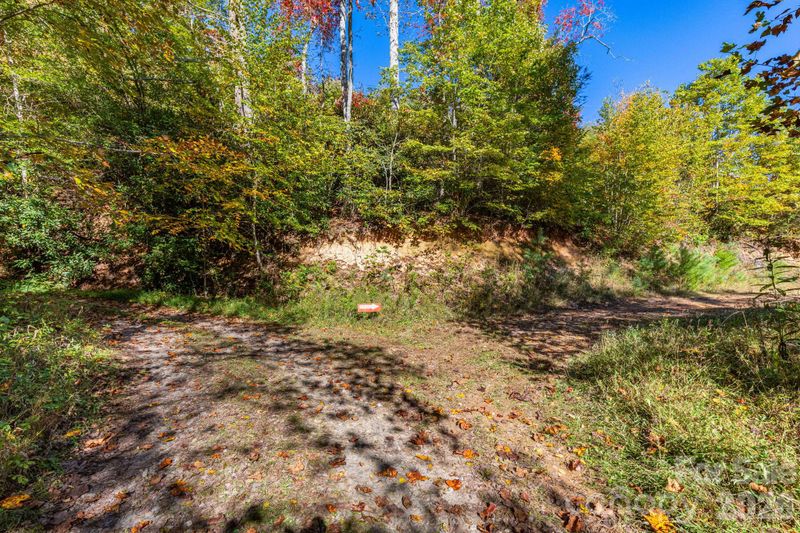 000 Destiny Rd, Waynesville, NC 28785