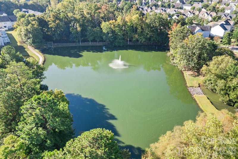 2643 Early Flight Dr, Charlotte, NC 28262