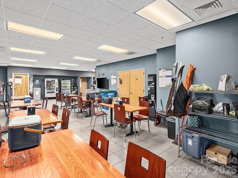 140 Vista Blvd, Arden, NC 28704