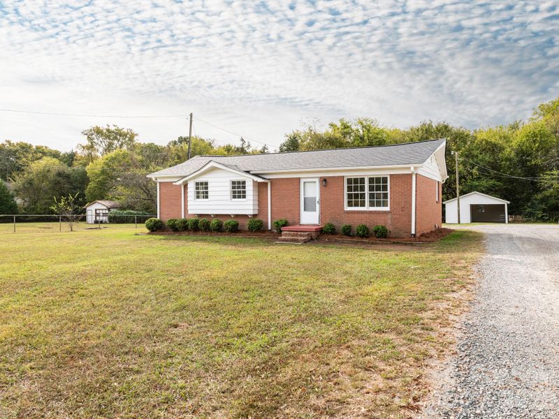 4305 Weddington Rd, Concord, NC 28027