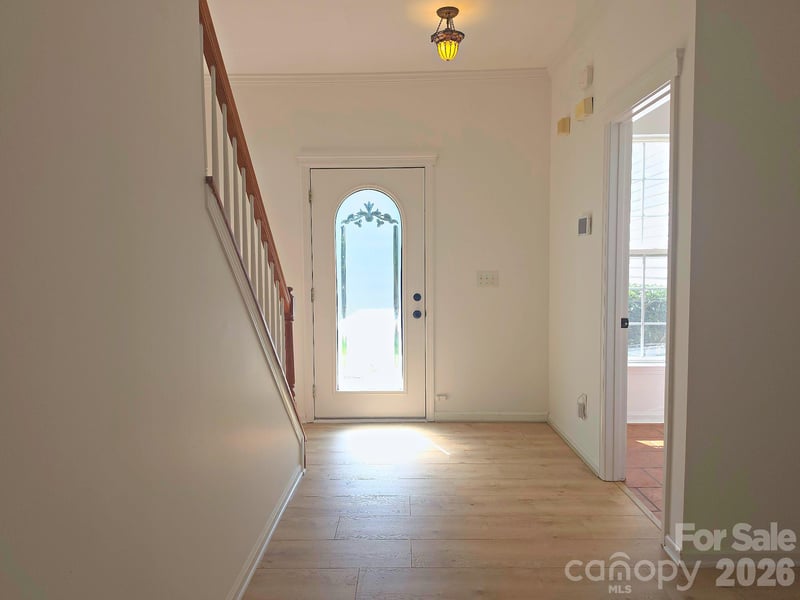 5708 Falls Ridge Ln, Charlotte, NC 28269