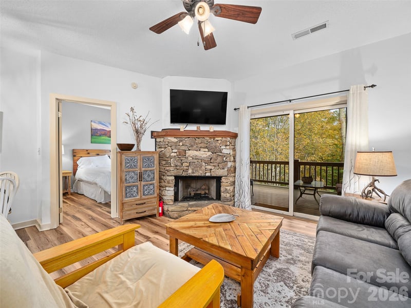 2521 Wolf Laurel Rd #101, Mars Hill, NC 28754