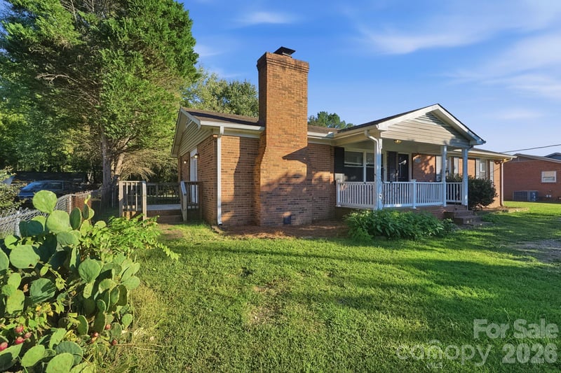 1316 Mayberry Rd, Dallas, NC 28034