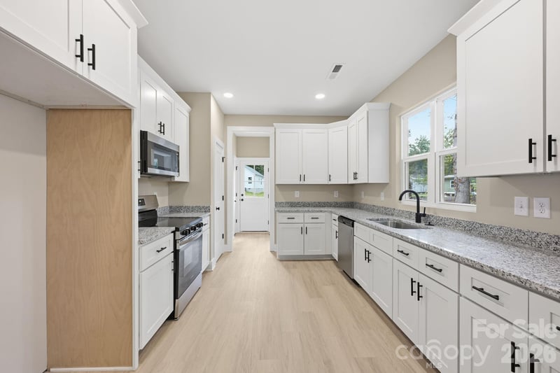1031 Houston St, Gastonia, NC 28052