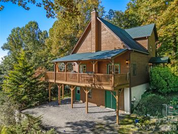373 Lynn Crest Dr, Brevard, NC 28712